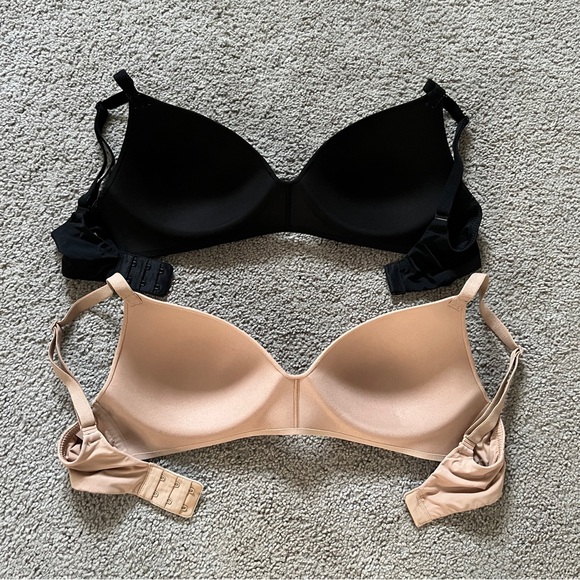 Victoria’s Secret Wireless T-Shirt Bra Bundle - Picture 3 of 5
